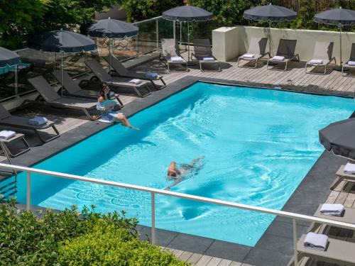 Styles Aéroport Arenas | L'Arenas