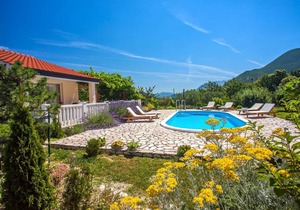 112 m² Villa ∙ 3 bedrooms ∙ 6 guests