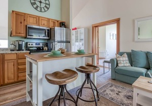 131 m² Condo ∙ 3 bedrooms ∙ 10 guests