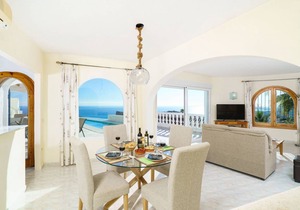 140 m² Villa ∙ 3 bedrooms ∙ 6 guests