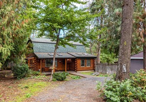 148 m² Cabin ∙ 3 bedrooms ∙ 6 guests