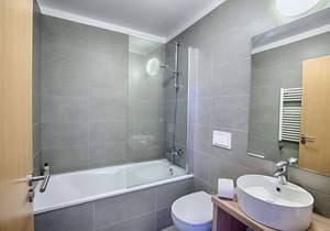 2 Bedroom Apartment with Hot Tub - Stracta Hotel Hella