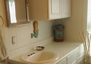 2 BEDROOM BEACH COTTAGE EAST MATUNUCK BEACH RI SLEEPS 6