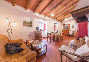 2 bedroom accommodation in Gaiole in Chianti SI