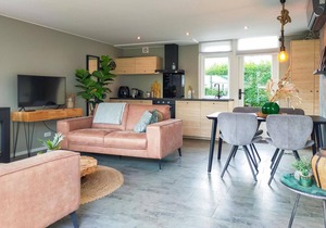 2 bedroom lovely home in Scherpenisse