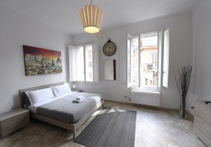 2 bedroom(s) House near Roma