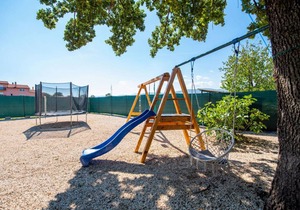 250 m² Accommodation ∙ 5 bedrooms ∙ 12 guests