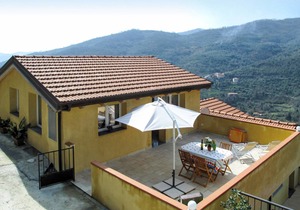 255 m² Apartment ∙ 8 bedrooms ∙ 24 guests