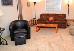 2Bd/1Ba Newly Remodeled Condo 2 blocks to Beach/Convention Ctr/Downtown