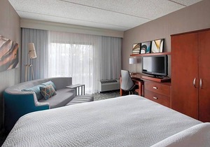 3-Star Hotel ∙ Courtyard by Marriott Fishkill