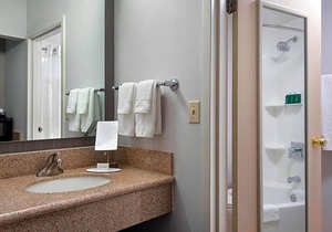 3-Star Hotel ∙ Courtyard by Marriott Fishkill