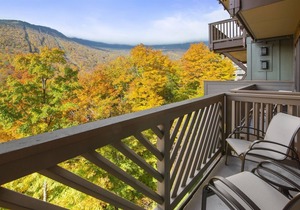 3rd Floor Studio @ The Lodge at Spruce Peak