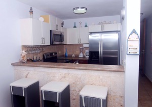 #6 Beach Apt 3br/2ba - Jobos, Montones, Shacks, Crash Boat, Villa Montaña, Royal