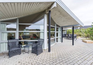 6 person holiday home in Henne