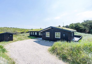 6 person holiday home in Henne
