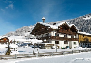 65 m² Apartment ∙ 3 bedrooms ∙ 6 guests