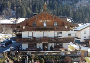 65 m² Apartment ∙ 3 bedrooms ∙ 6 guests