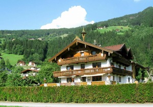 65 m² Apartment ∙ 3 bedrooms ∙ 6 guests