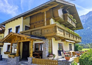 90 m² Villa ∙ 3 bedrooms ∙ 6 guests