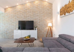 Adrijana Poreč 2, in the wider centre of Poreč