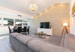 Adrijana Poreč 2, in the wider centre of Poreč