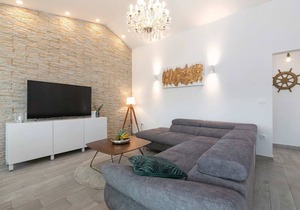 Adrijana Poreč 2, in the wider centre of Poreč