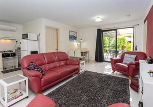 Altona Garden Retreat