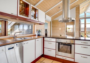 Amazing home in Sjølund with WiFi