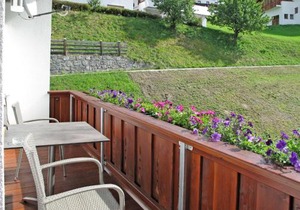 Apartment Alpenherz-2 by Interhome