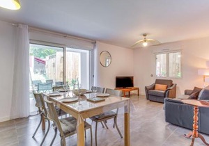 Apartment Domaine Aïga-2 by Interhome