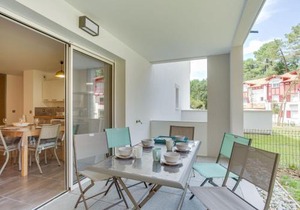 Apartment Domaine Aïga-2 by Interhome