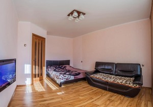 Apartment on Mazurova 59