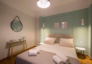 Apollonos Studio/Amalia