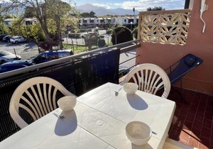 Argelès-sur-Mer : Studio cabine avec terrasse, proche plage et commerces, parfait pour famille - FR-1-225-637