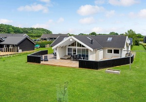 Awesome home in Rudkøbing with sauna