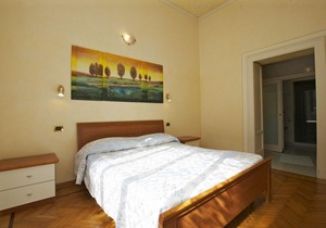 Beautiful apartment in an art nouveau villa with pool and spacious park