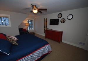 Beautiful Gull Lake Cottage at Quarterdeck Resort