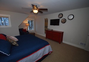 Beautiful Gull Lake Cottage at Quarterdeck Resort