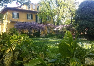 Blue room at Villa Mirano Bed and BreakFast Piossasco - Turin - Piedmont