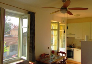 Boutique Apartment w Balcony in Roero wine area of Piedmont, near Asti and Alba.
