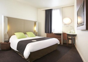 Campanile Dinan - Taden