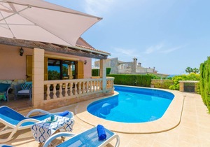 CAN FAMA - Villa for 6 people in Badia gran.
