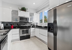 Cedars East Escape–Perfect for Tennis Lovers & Beachgoers Unit #804 by RVA