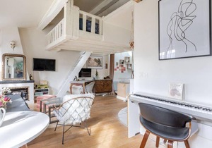 Charming and Chic Home - Notre Dame