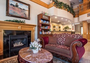 Comfort Suites Clackamas