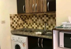 Convenient studio 13 mins to downtown - few steps to great food, cafes, shops