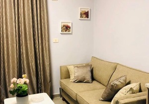 Convenient studio 13 mins to downtown - steps away to great food, cafes, shops