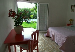 D'HÔTES- ROOMS BED & Breakfast- QUARTOS OF HOSPEDES- NAZARÉ- ALCOBAÇA.