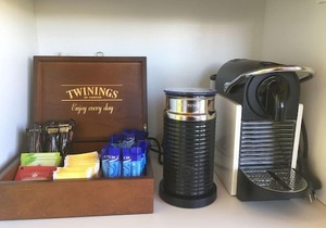 Dolphin Beach House - Oceanfront