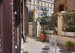 Domus Aurea B&B and Suites